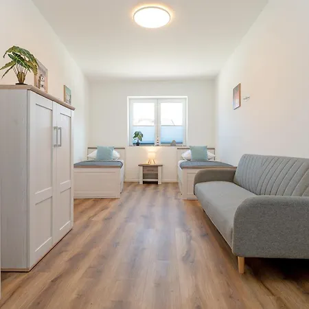 Suhrenpohl 2 Hafenglück 1 *